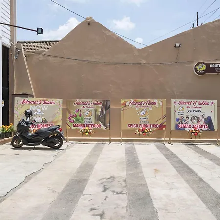 Reddoorz Hostel Near Malang Train Station 3-2